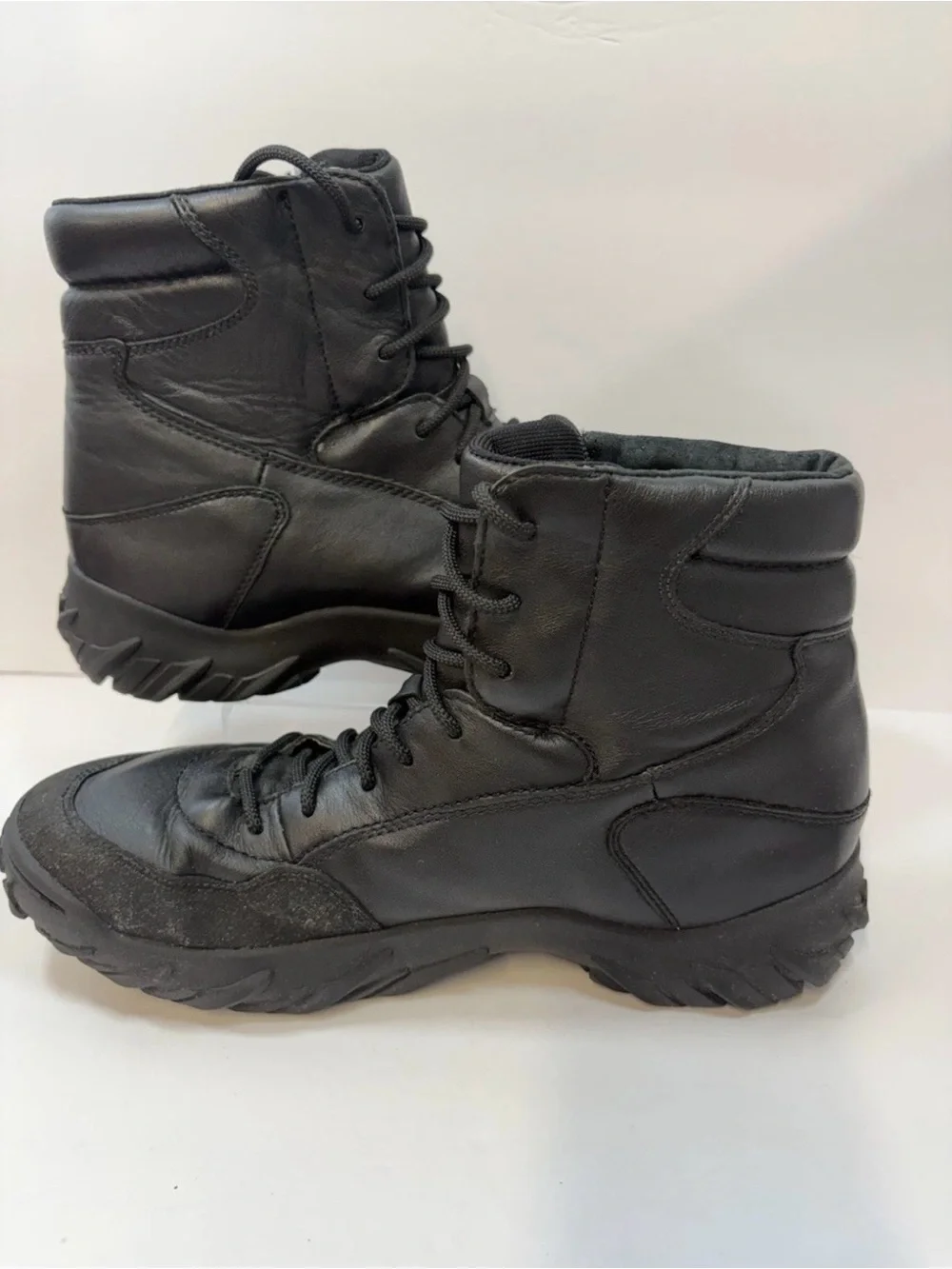 Oakley rugged boots